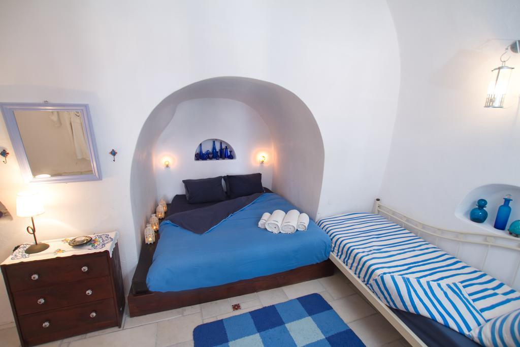 Ifestio Villas Oia Екстериор снимка