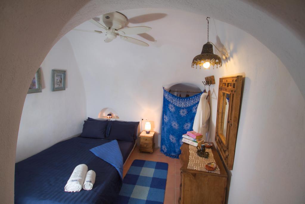 Ifestio Villas Oia Екстериор снимка