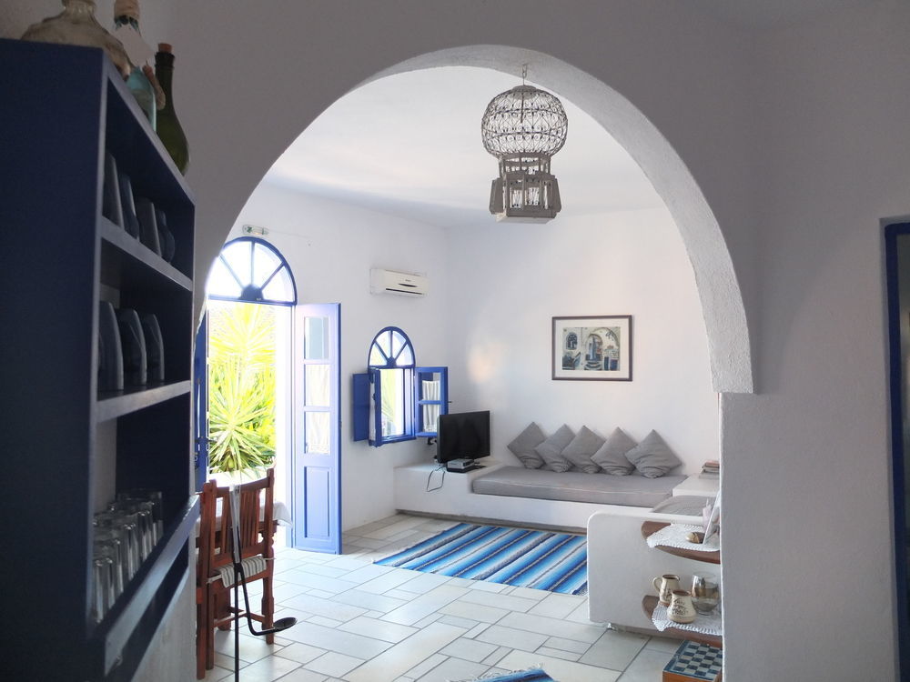 Ifestio Villas Oia Екстериор снимка